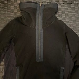Lululemon Pullover (6)